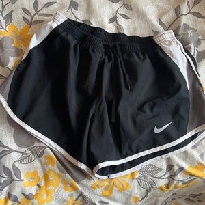 Nike women’s running shorts